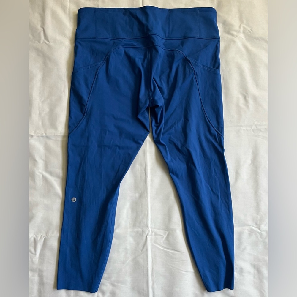Lululemon. Size 16. Fast & Free.